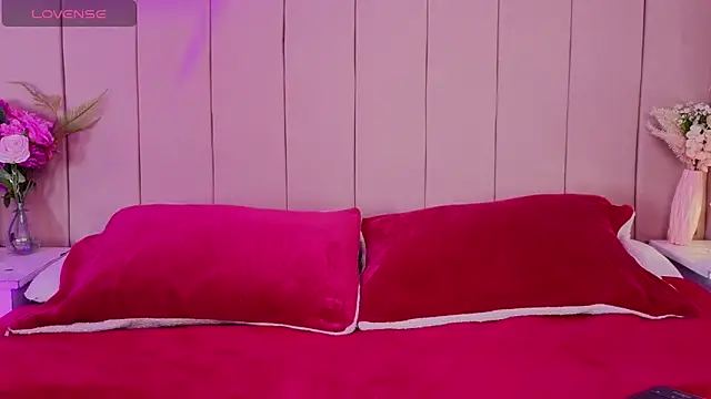 MollyBigBoobs12 online show from January 15, 2026, 8:56 pm