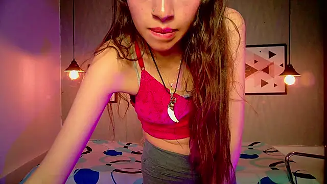 Valeria roussi online show from December 7, 2024, 4:42 pm