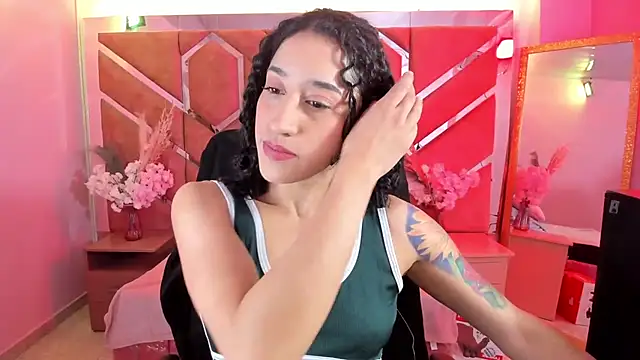 Snapshot of Eimy_Sexy_ chatting on July 9, 2026, 12:15 pm Eimy Sexy online show from July 9, 2026, 12:15 pm