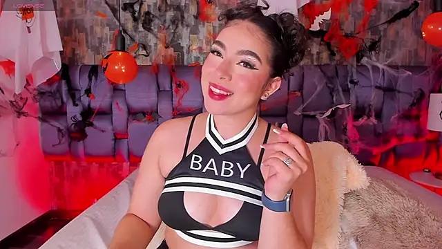 Snapshot of IsabellaAnngel chatting on October 29, 2025, 1:48 am IsabellaAnngel online show from October 29, 2025, 1:48 am