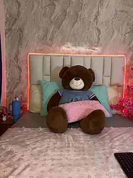 Snapshot of IsabellaAnngel chatting on June 14, 2026, 2:24 am IsabellaAnngel online show from June 14, 2026, 2:24 am
