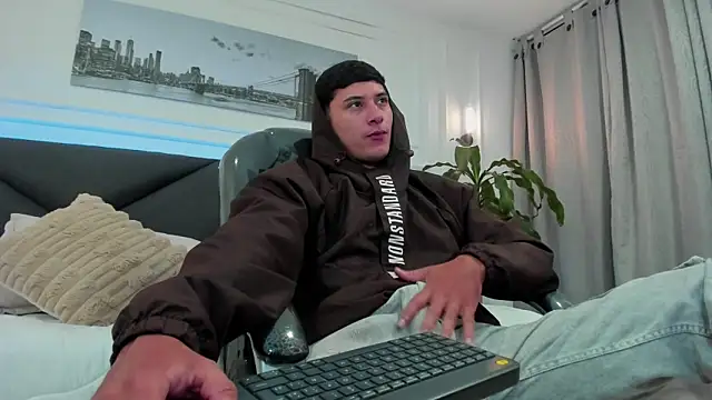 Damian23   online show from November 26, 2025, 10:48 am