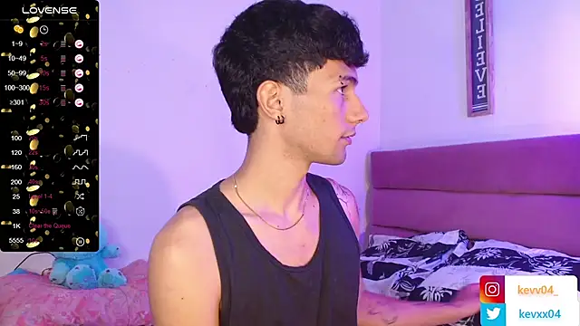 Snapshot of Alexx_tc chatting on October 17, 2025, 2:26 am Alexx tc online show from October 17, 2025, 2:26 am