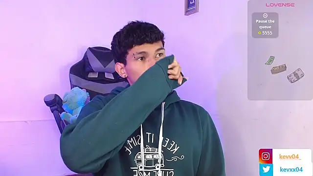 Snapshot of Alexx_tc chatting on November 24, 2025, 3:06 am Alexx tc online show from November 24, 2025, 3:06 am