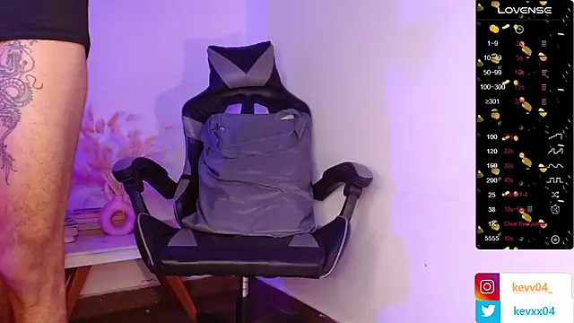 Snapshot of Alexx_tc chatting on October 30, 2025, 6:55 am Alexx tc online show from October 30, 2025, 6:55 am