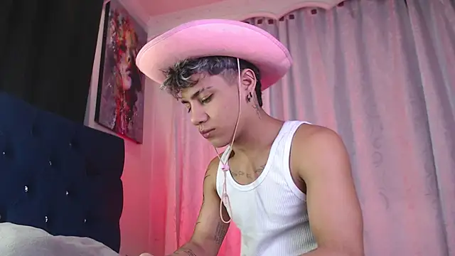 Sexys Boys Hot1 online show from April 26, 2026, 1:25 am