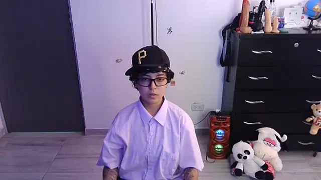 Snapshot of thomascooper7 chatting on July 24, 2026, 8:38 pm thomascooper7 online show from July 24, 2026, 8:38 pm
