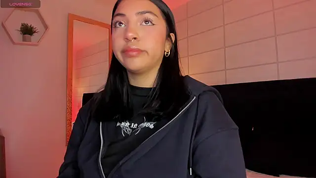 Christine Laam online show from December 5, 2025, 12:04 pm