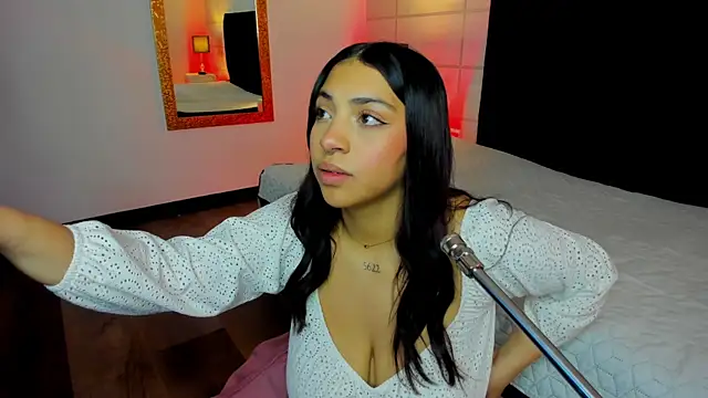 Christine Laam online show from October 13, 2025, 12:07 pm