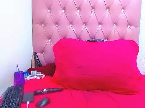 DarkGorgeous online show from October 21, 2025, 3:44 pm