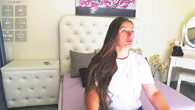 Ysabell01 online show from September 10, 2025, 4:22 am