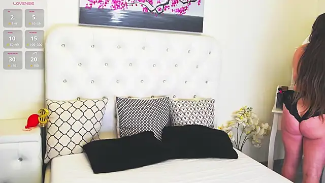 Ysabell01 online show from November 23, 2025, 5:28 am