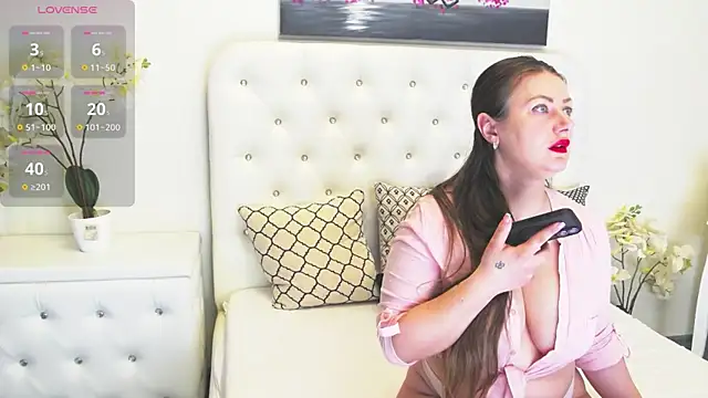 Ysabell01 online show from March 17, 2025, 5:34 am