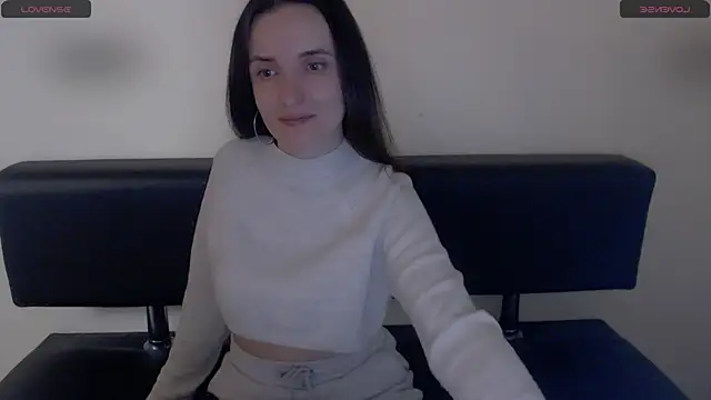 LaimaV  online show from March 13, 2026, 9:31 pm