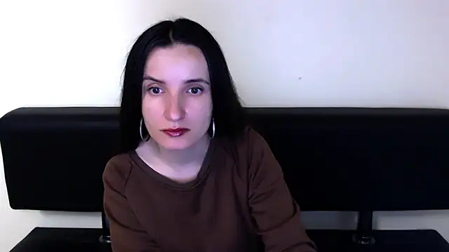 LaimaV  online show from May 11, 2026, 5:54 pm