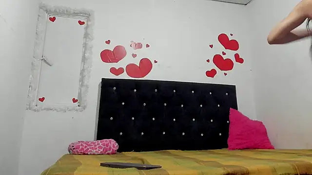 Snapshot of chloe_evanx_ chatting on March 14, 2025, 7:55 pm chloe evanx online show from March 14, 2025, 7:55 pm