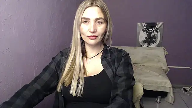 Snapshot of _sexy_lady chatting on October 29, 2025, 1:21 pm sexy lady online show from October 29, 2025, 1:21 pm