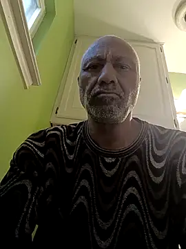 Snapshot of yasohw chatting on December 5, 2025, 1:32 pm yasohw online show from December 5, 2025, 1:32 pm