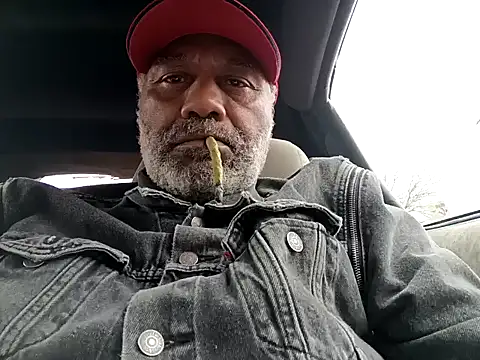 Snapshot of yasohw chatting on February 9, 2025, 5:43 pm yasohw online show from February 9, 2025, 5:43 pm