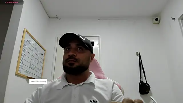 AlexxCas online show from June 3, 2026, 11:53 pm