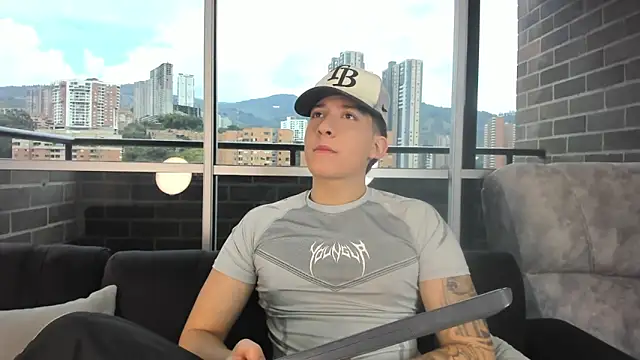 Snapshot of emmanuel_scor chatting on October 11, 2025, 4:52 pm emmanuel scor online show from October 11, 2025, 4:52 pm