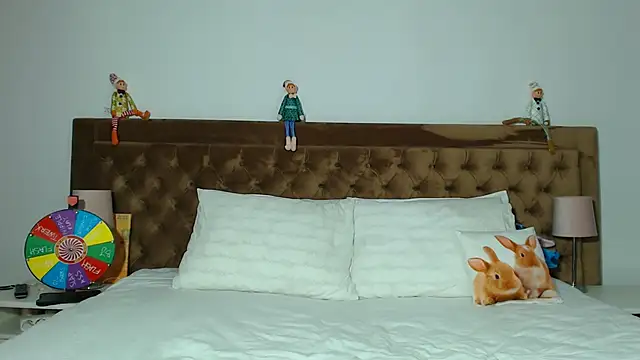 Aylinhoney08 online show from November 26, 2025, 4:01 am