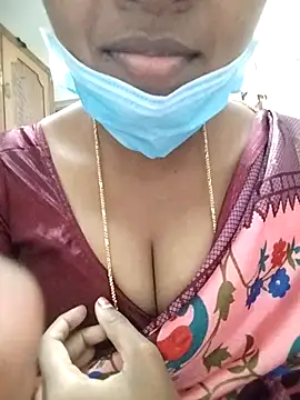 Snapshot of Jyotilakshmi chatting on October 31, 2025, 2:35 pm Jyotilakshmi online show from October 31, 2025, 2:35 pm