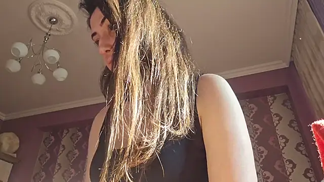 AlejandraDelaney online show from March 26, 2026, 12:25 pm