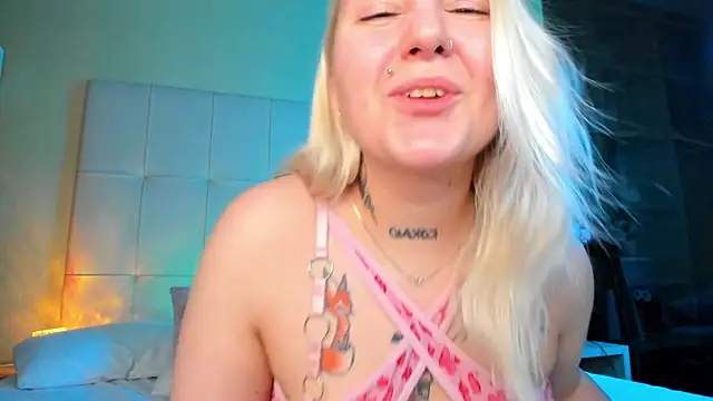 Debbie Taylor online show from November 26, 2025, 5:13 pm