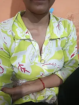 Snapshot of Rajni-Mehra chatting on May 16, 2026, 10:36 am Rajni-Mehra online show from May 16, 2026, 10:36 am
