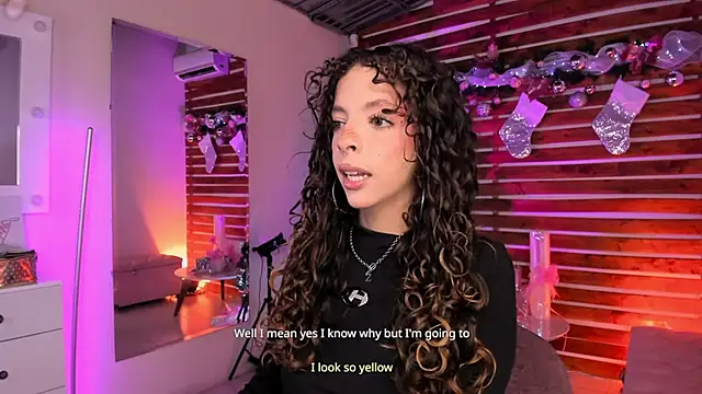 Sapphire Venuss online show from December 16, 2025, 1:43 am