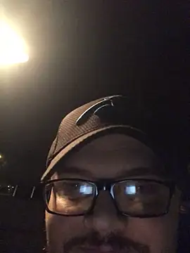 Snapshot of Watson4U chatting on December 11, 2024, 3:56 am Watson4U online show from December 11, 2024, 3:56 am