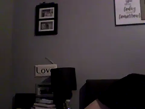 Snapshot of Watson4U chatting on December 19, 2024, 4:24 pm Watson4U online show from December 19, 2024, 4:24 pm