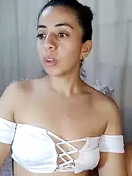 anngela01 online show from December 31, 2024, 10:34 pm