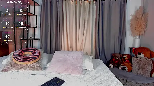 Snapshot of amber_maxwell chatting on February 26, 2026, 9:04 pm amber maxwell online show from February 26, 2026, 9:04 pm