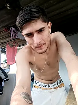 Snapshot of PhilipRich chatting on November 7, 2025, 1:15 pm PhilipRich online show from November 7, 2025, 1:15 pm