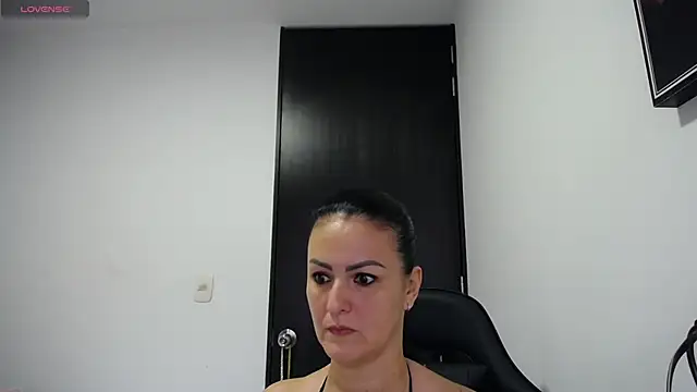 Sofiiaa Cooper online show from January 19, 2025, 4:46 pm