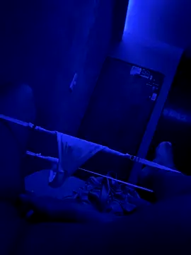 mismmia online show from October 20, 2025, 5:31 am