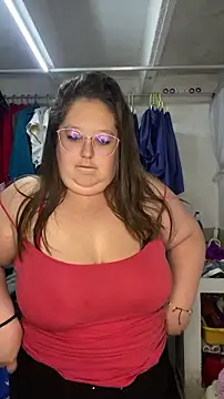 Snapshot of Chloee_ep chatting on July 17, 2026, 3:04 am Chloee ep online show from July 17, 2026, 3:04 am