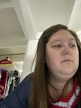 Snapshot of Chloee_ep chatting on June 28, 2026, 3:02 am Chloee ep online show from June 28, 2026, 3:02 am