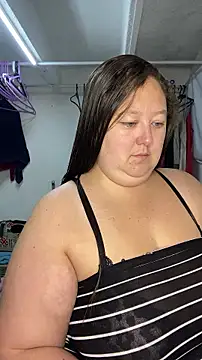 Snapshot of Chloee_ep chatting on July 4, 2026, 4:41 am Chloee ep online show from July 4, 2026, 4:41 am