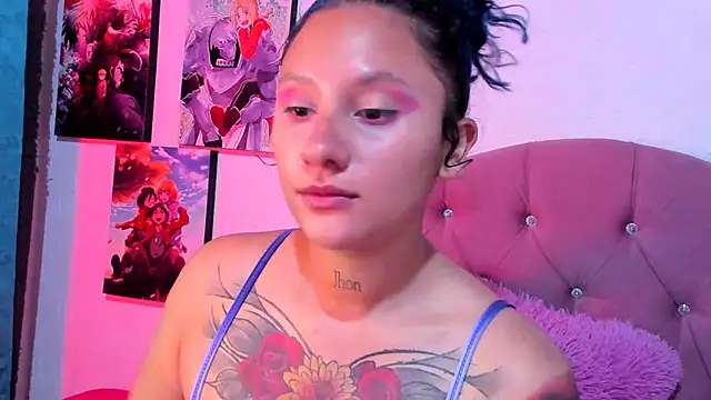 Snapshot of Mila_nixon02 chatting on April 19, 2026, 3:29 am Mila nixon02 online show from April 19, 2026, 3:29 am
