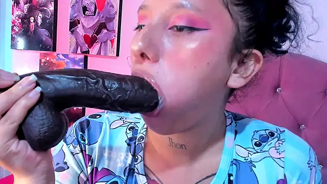 Snapshot of Mila_nixon02 chatting on April 19, 2026, 6:10 pm Mila nixon02 online show from April 19, 2026, 6:10 pm