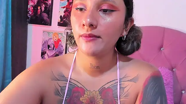 Snapshot of Mila_nixon02 chatting on October 12, 2025, 5:36 pm Mila nixon02 online show from October 12, 2025, 5:36 pm