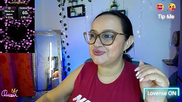 Gia Nahomi online show from June 20, 2026, 2:05 am