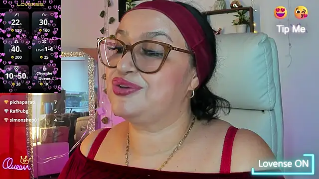 Gia Nahomi online show from May 15, 2026, 11:36 pm