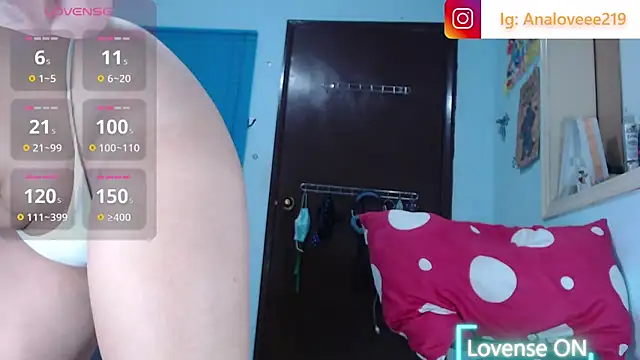 Snapshot of ana_studio chatting on July 3, 2026, 4:02 pm ana studio online show from July 3, 2026, 4:02 pm