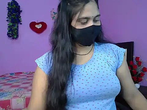 Hot Maleka online show from April 23, 2026, 4:41 pm