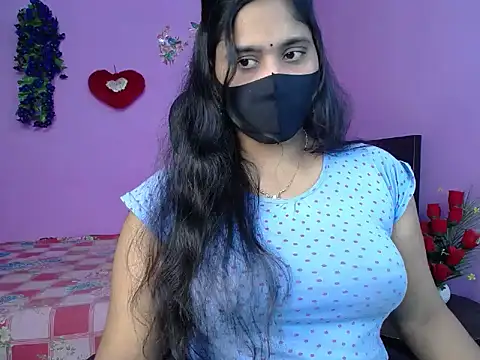 Hot Maleka online show from April 29, 2026, 5:30 pm