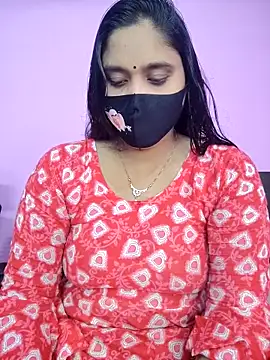 Hot Maleka online show from October 20, 2025, 2:17 pm